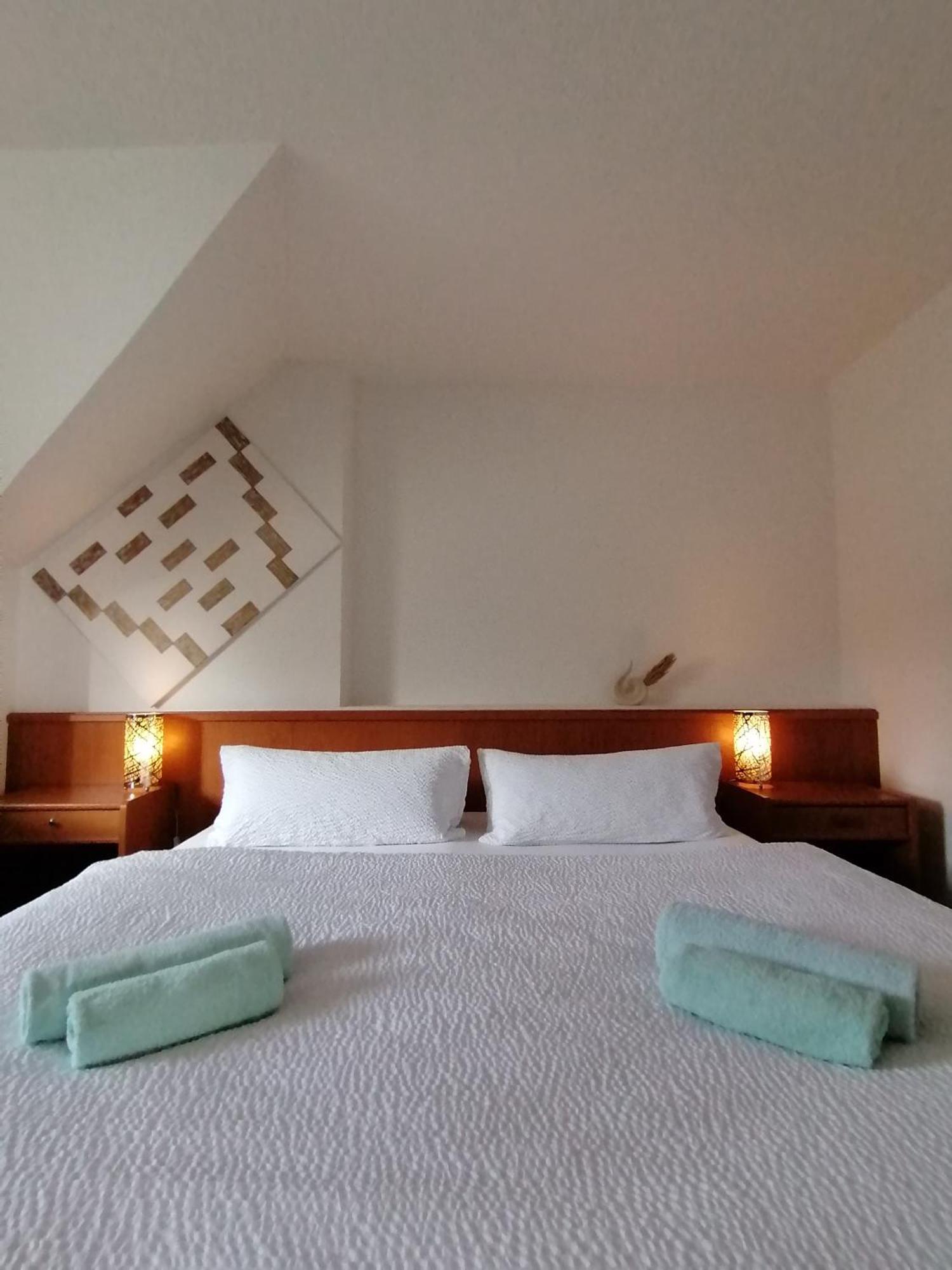 Domstadt Apartments Merseburg Oda fotoğraf